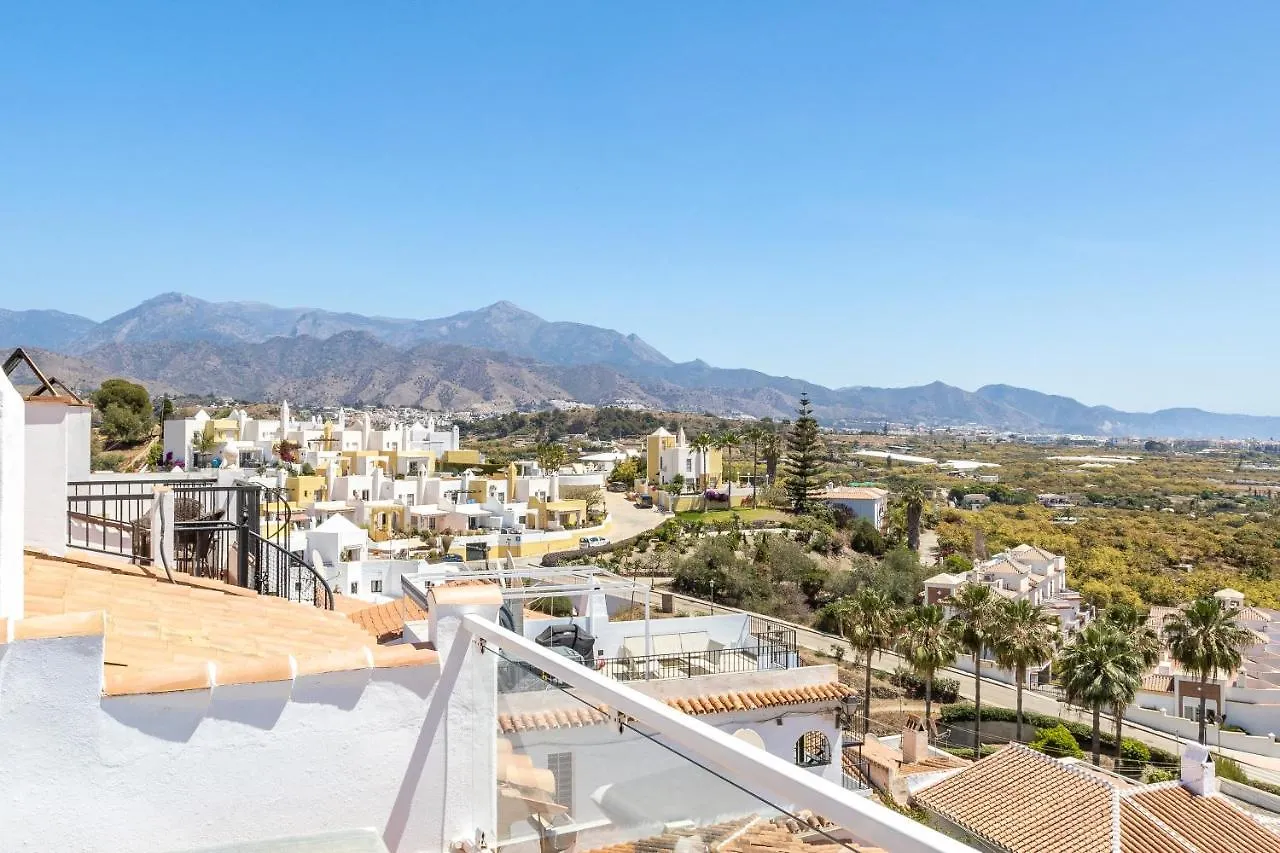 Casa Bonita-Overlooking The Sea Nerja